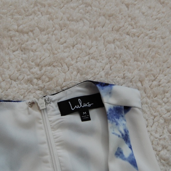 Lulus Seeing Chic Blue Ivory Print Slater Dress M - Picture 3 of 7